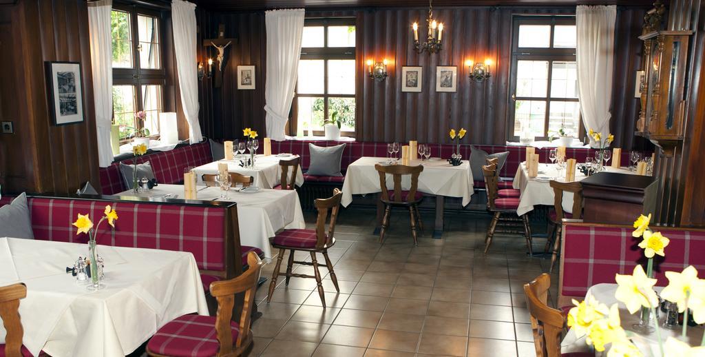 Hotel Restaurant Engel Pfaffenweiler Екстер'єр фото