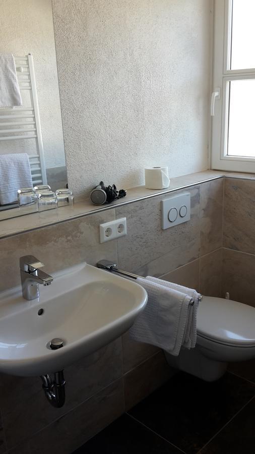 Hotel Restaurant Engel Pfaffenweiler Екстер'єр фото